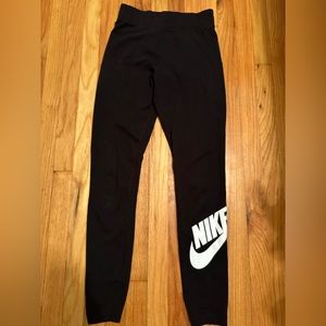 TALL-Medium Nike Leggings